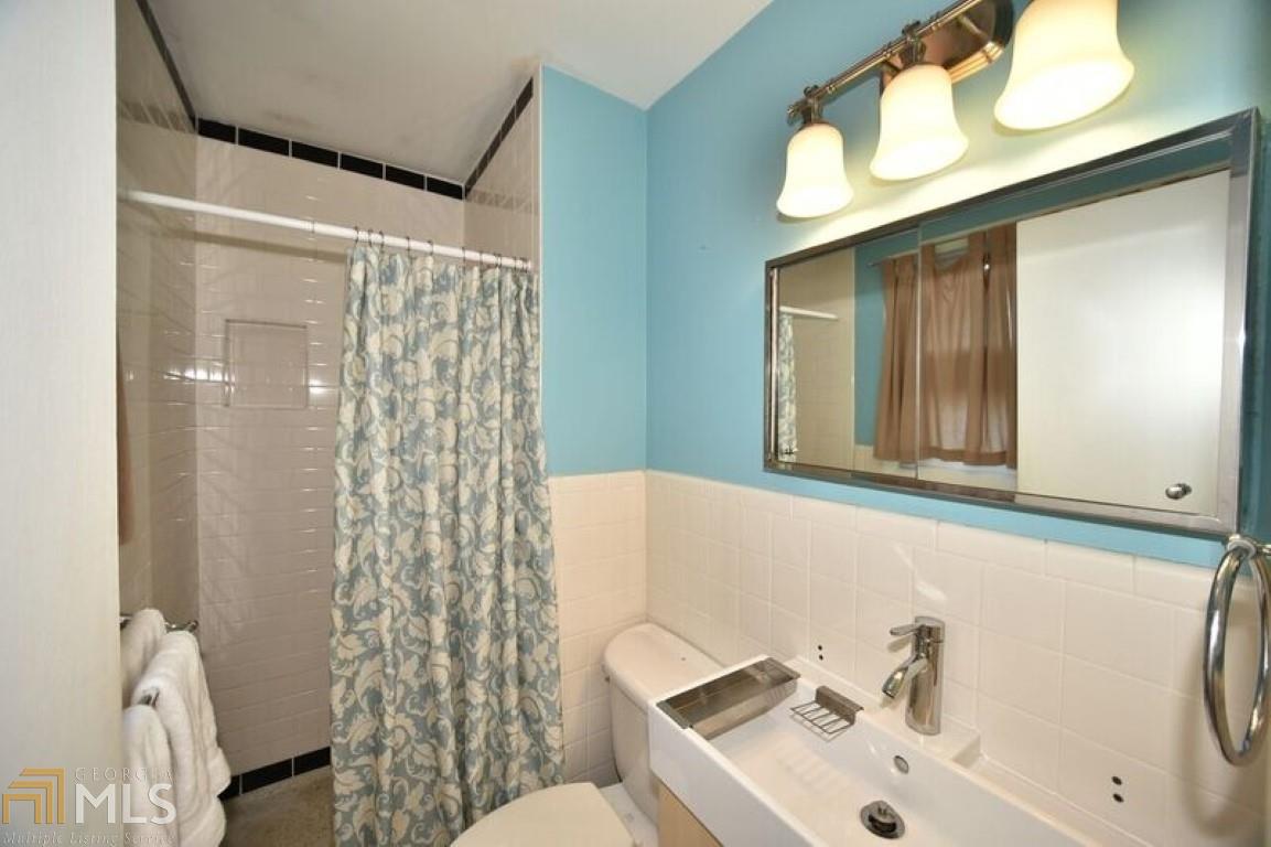 3845 Longview Dr, Chamblee, GA 30341 photo 9