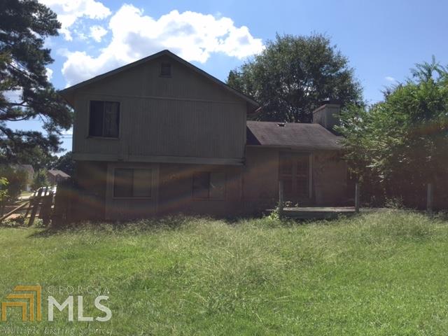 5708 Phillips Dr, Morrow, GA 30260 photo 2