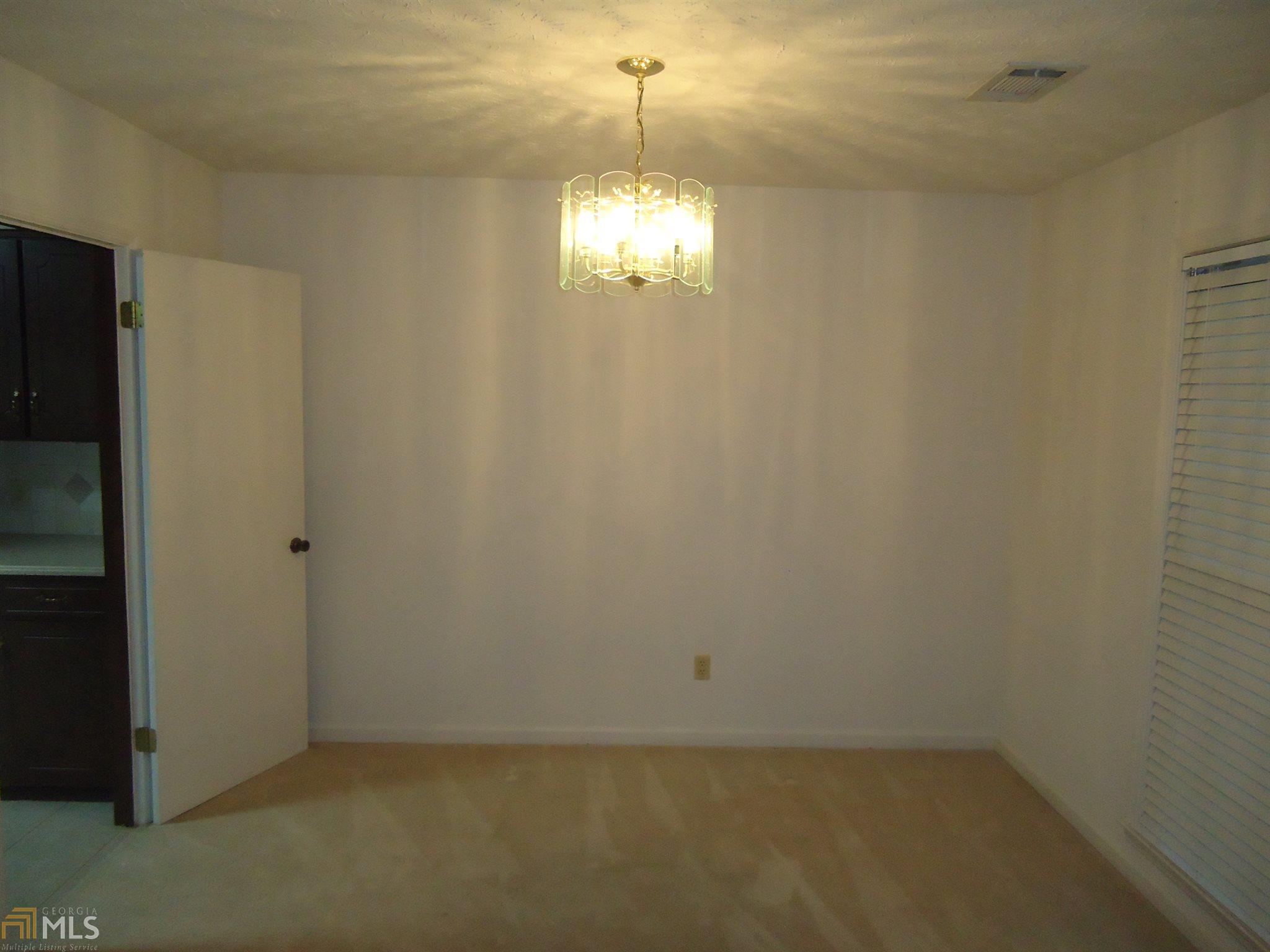 728 Whitaker Rd, Lagrange, GA 30240 photo 10