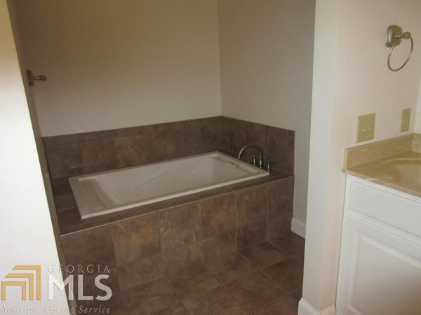 21 Smith St, Royston, GA 30662 photo 11