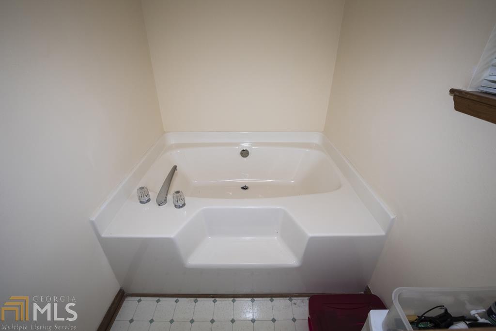 1305 Bugle Ct, Hampton, GA 30228 photo 17