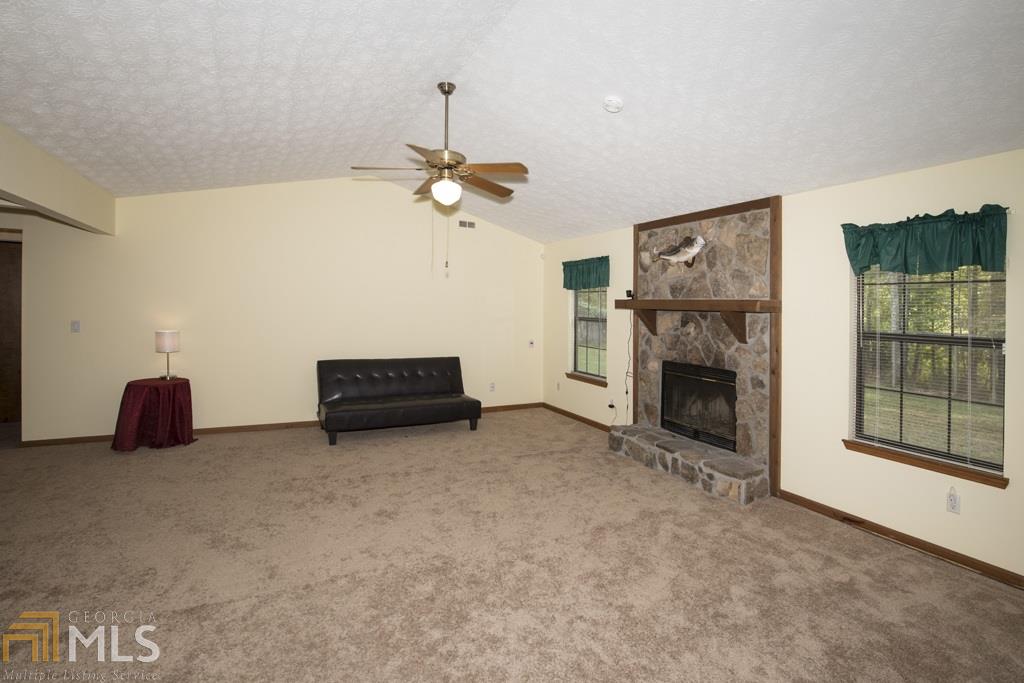 1305 Bugle Ct, Hampton, GA 30228 photo 6