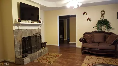 1227 30th St, Valley, AL 36854 photo 3