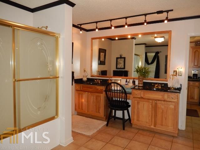304 Crawford Cir, Toccoa, GA 30577 photo 4