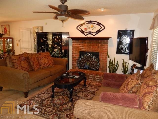304 Crawford Cir, Toccoa, GA 30577 photo 6