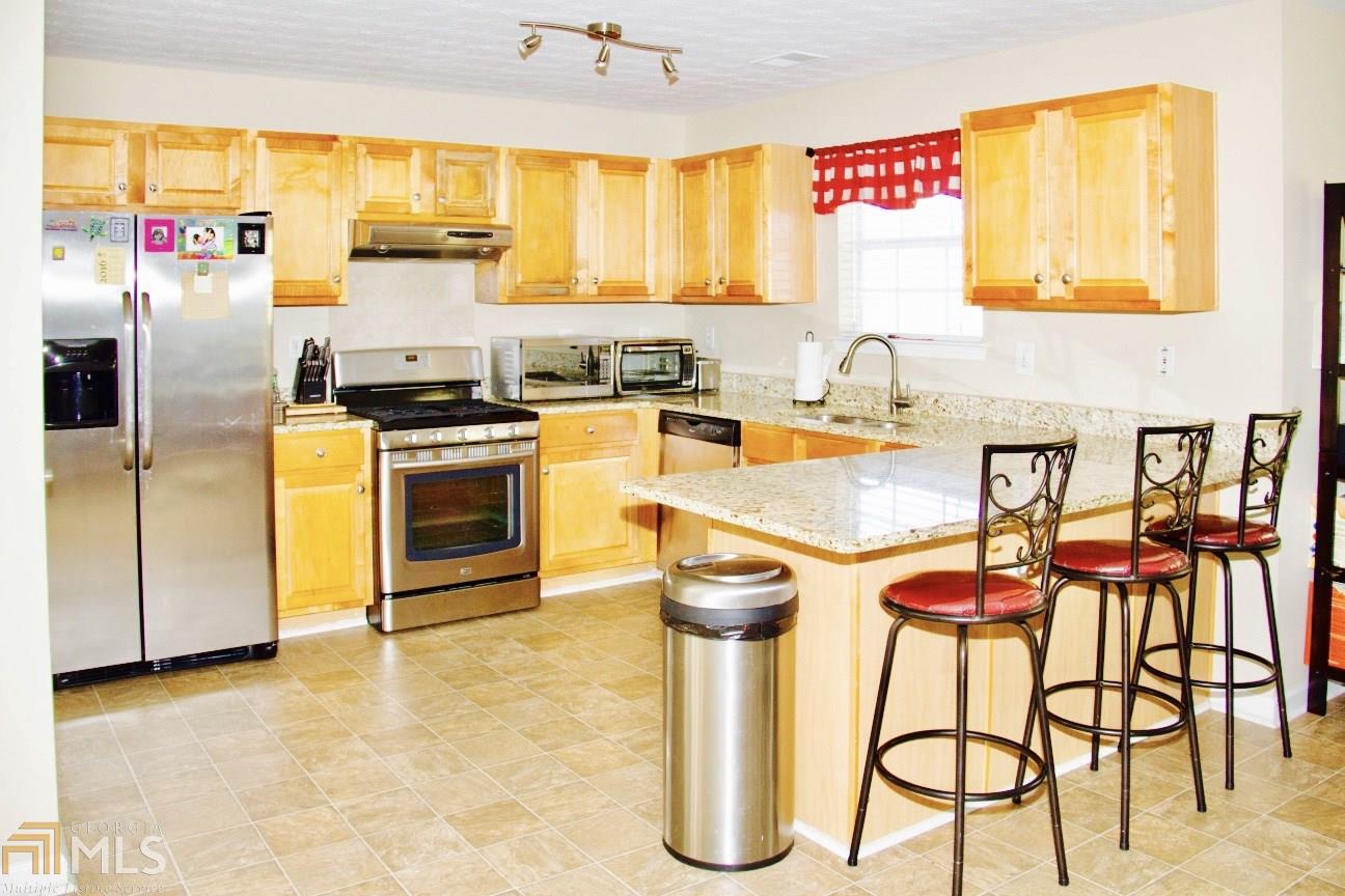 404 Kimberwick Dr, Hampton, GA 30228 photo 5