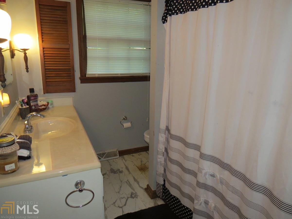 472 Valley Dr, Toccoa, GA 30577 photo 22
