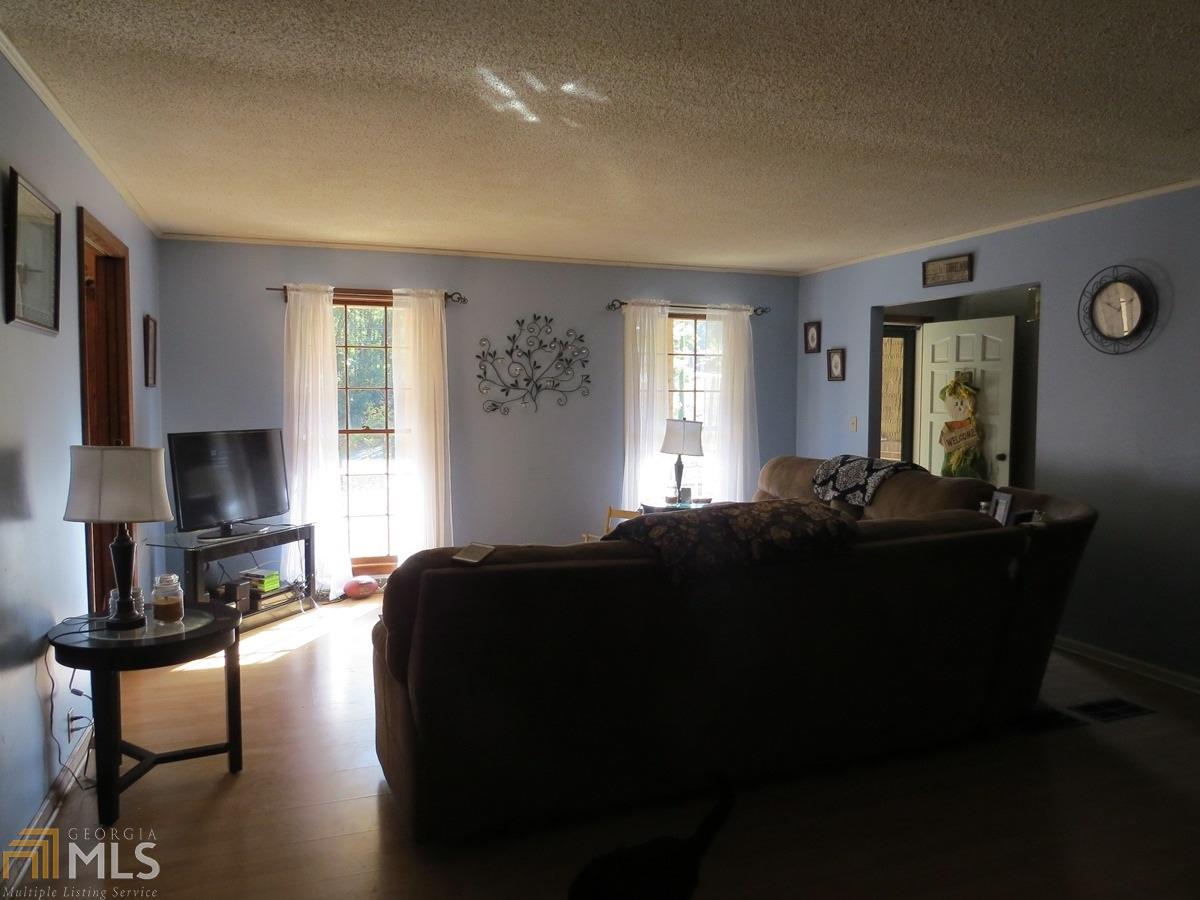 472 Valley Dr, Toccoa, GA 30577 photo 12