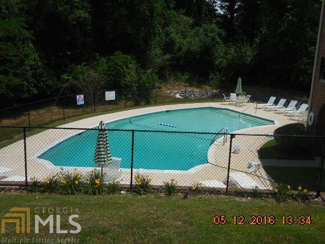 556 High Point Dr, Macon, GA 31210 photo 7