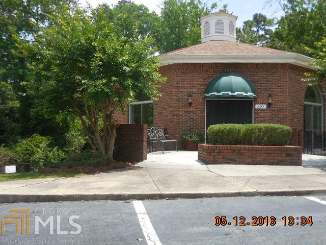 556 High Point Dr, Macon, GA 31210 photo 6