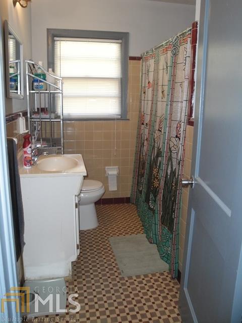 3013 Villa Esta Dr, Chamblee, GA 30341 photo 12