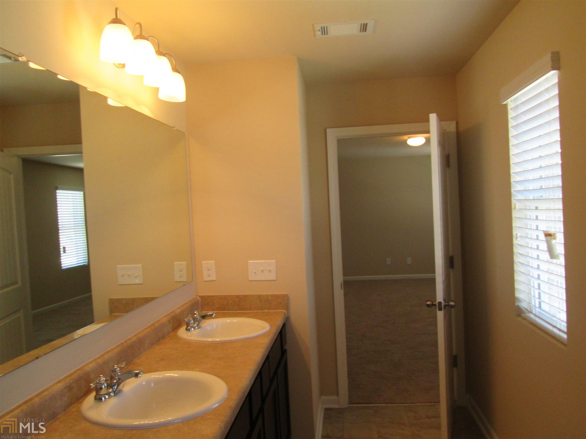 2204 Sawgrass Dr, Hampton, GA 30228 photo 16
