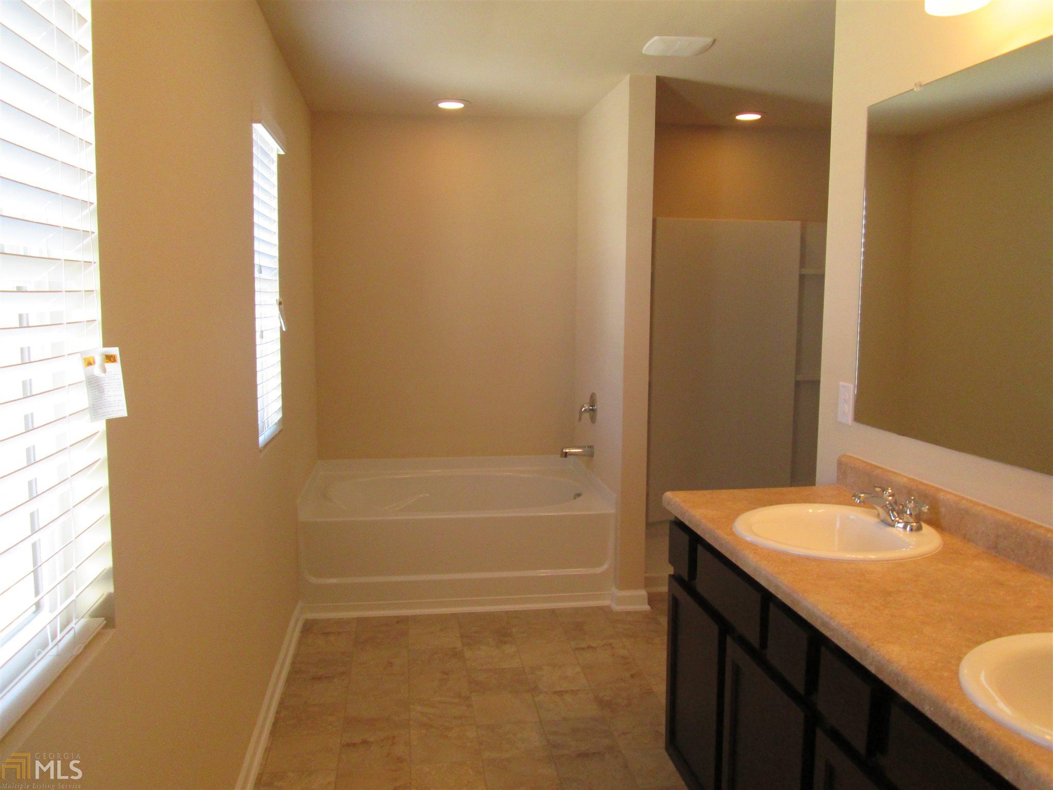 2204 Sawgrass Dr, Hampton, GA 30228 photo 13