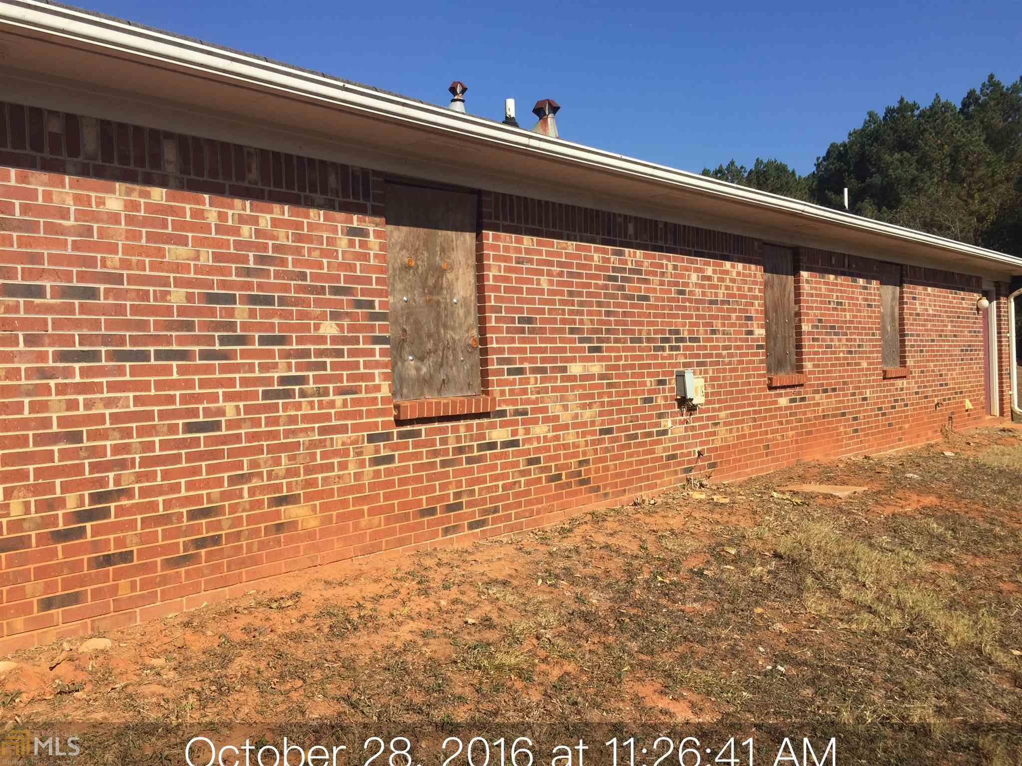100 Windridge Dr, Covington, GA 30014 photo 2