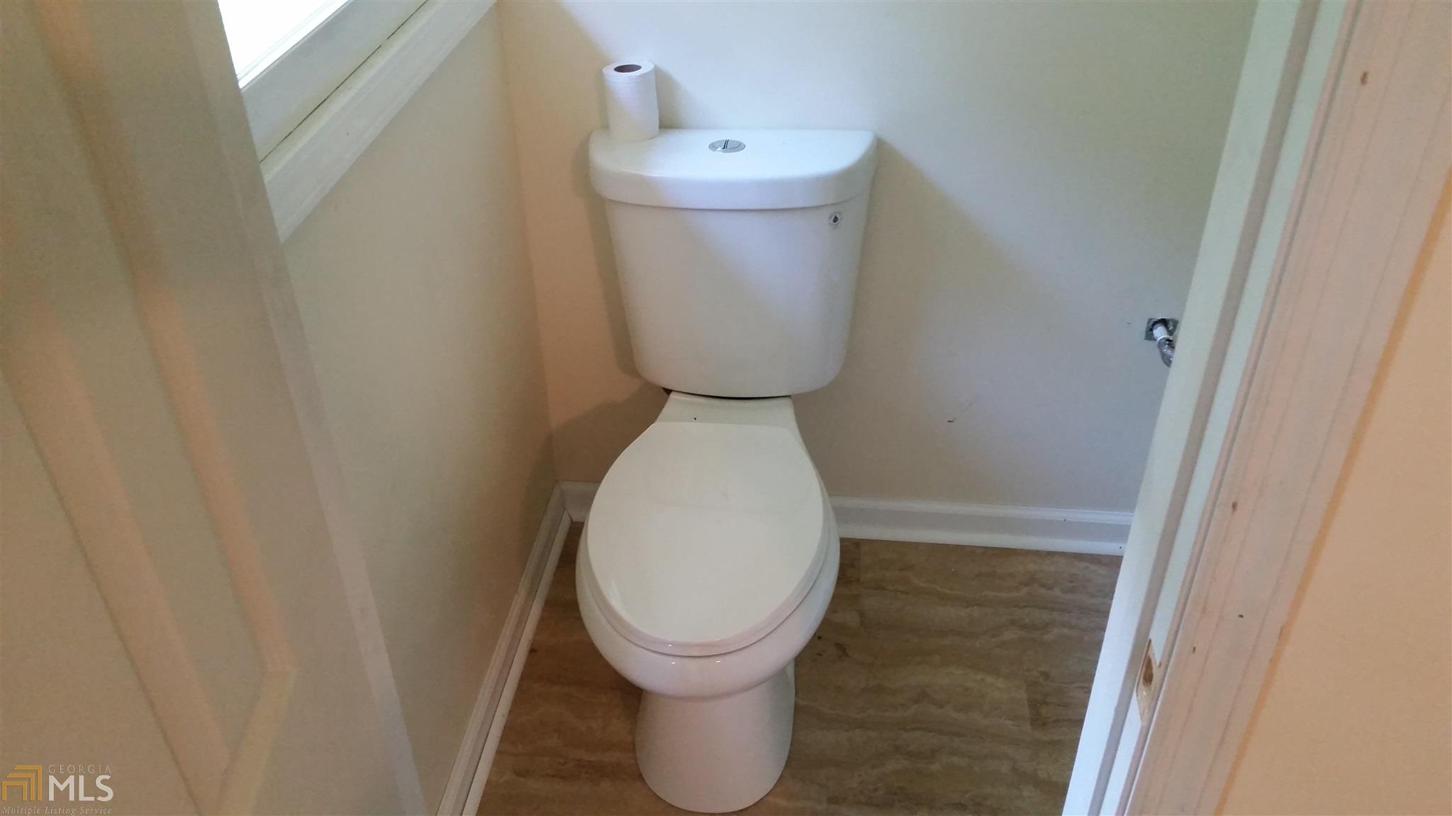 208 NE Bert Rd, Rome, GA 30161 photo 7