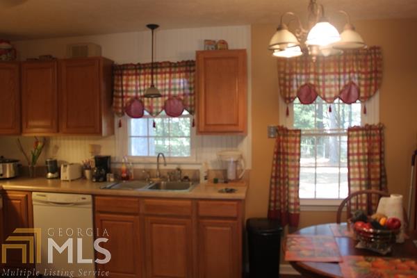 367 Redbud, Barnesville, GA 30204 photo 10
