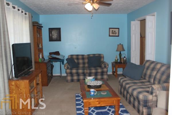367 Redbud, Barnesville, GA 30204 photo 4