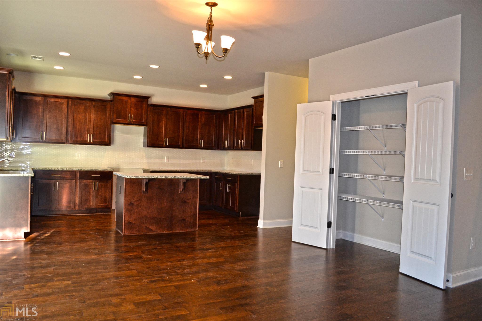 820 Willow Grass Ct, Covington, GA 30014 photo 8