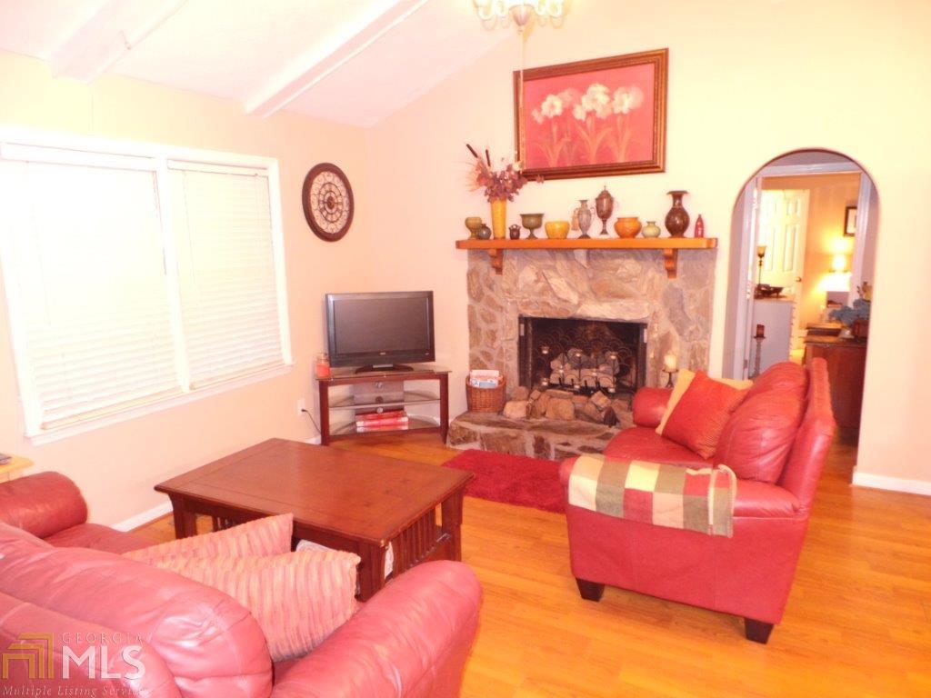 111 Heatherbrook Dr, Lagrange, GA 30240 photo 6