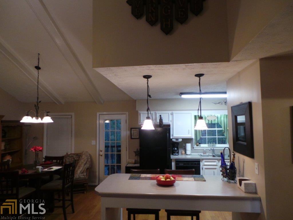 111 Heatherbrook Dr, Lagrange, GA 30240 photo 4