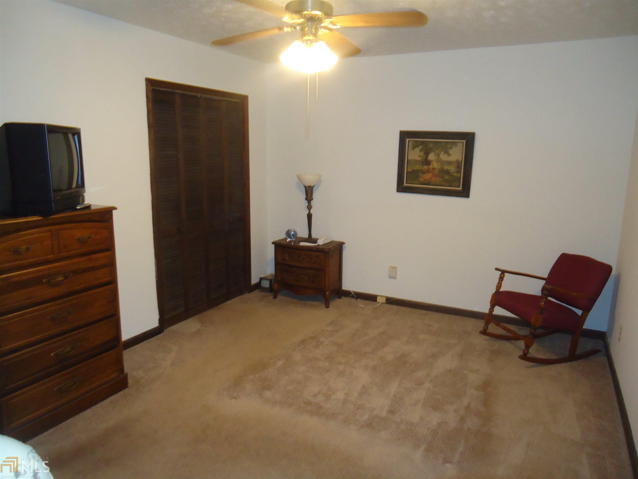 939 Newton, Lagrange, GA 30240 photo 16