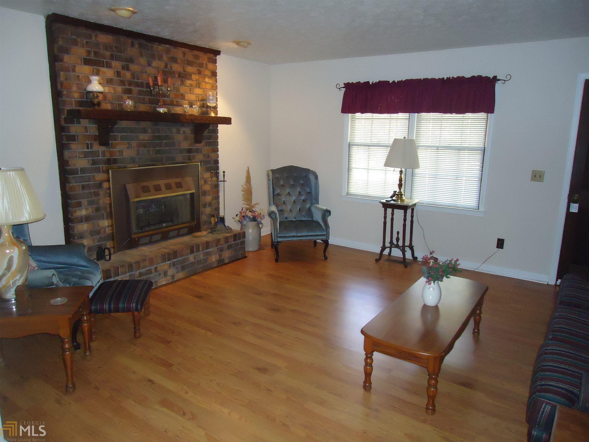 939 Newton, Lagrange, GA 30240 photo 2