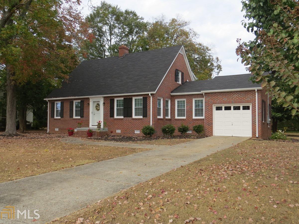 145 Terrell Dr, Toccoa, GA 30577 photo 1