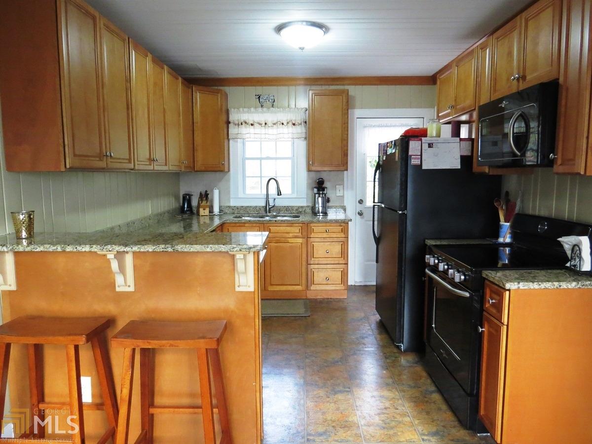 145 Terrell Dr, Toccoa, GA 30577 photo 7