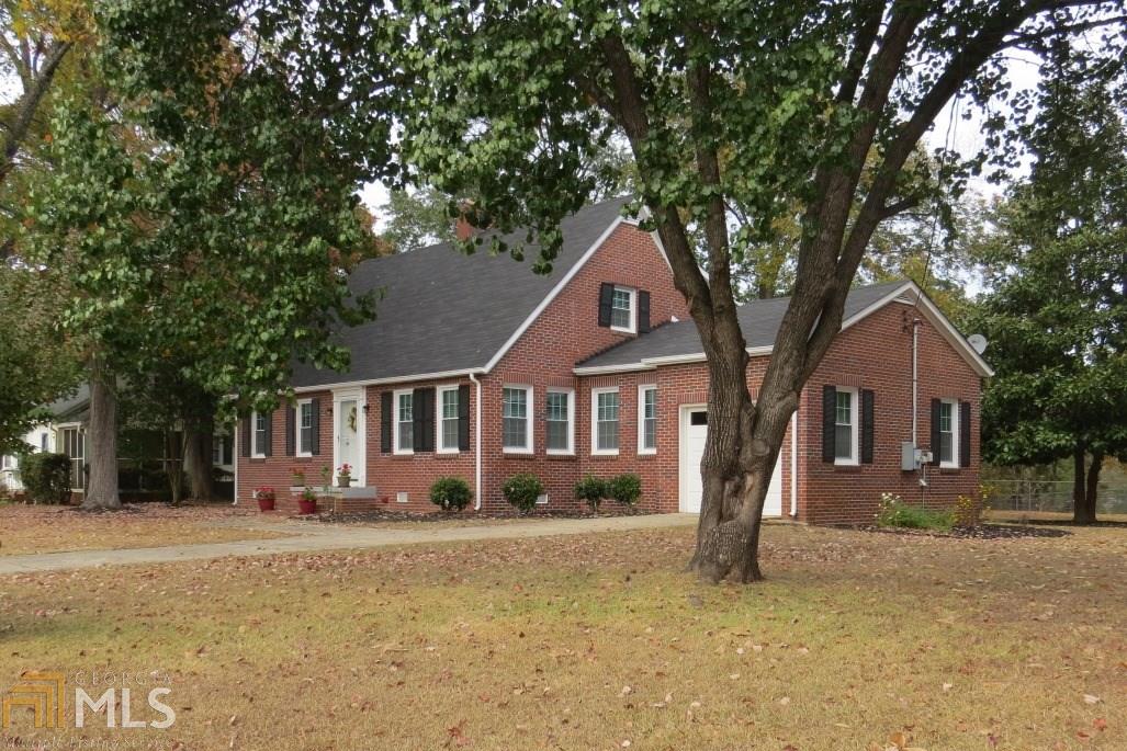 145 Terrell Dr, Toccoa, GA 30577 photo 4