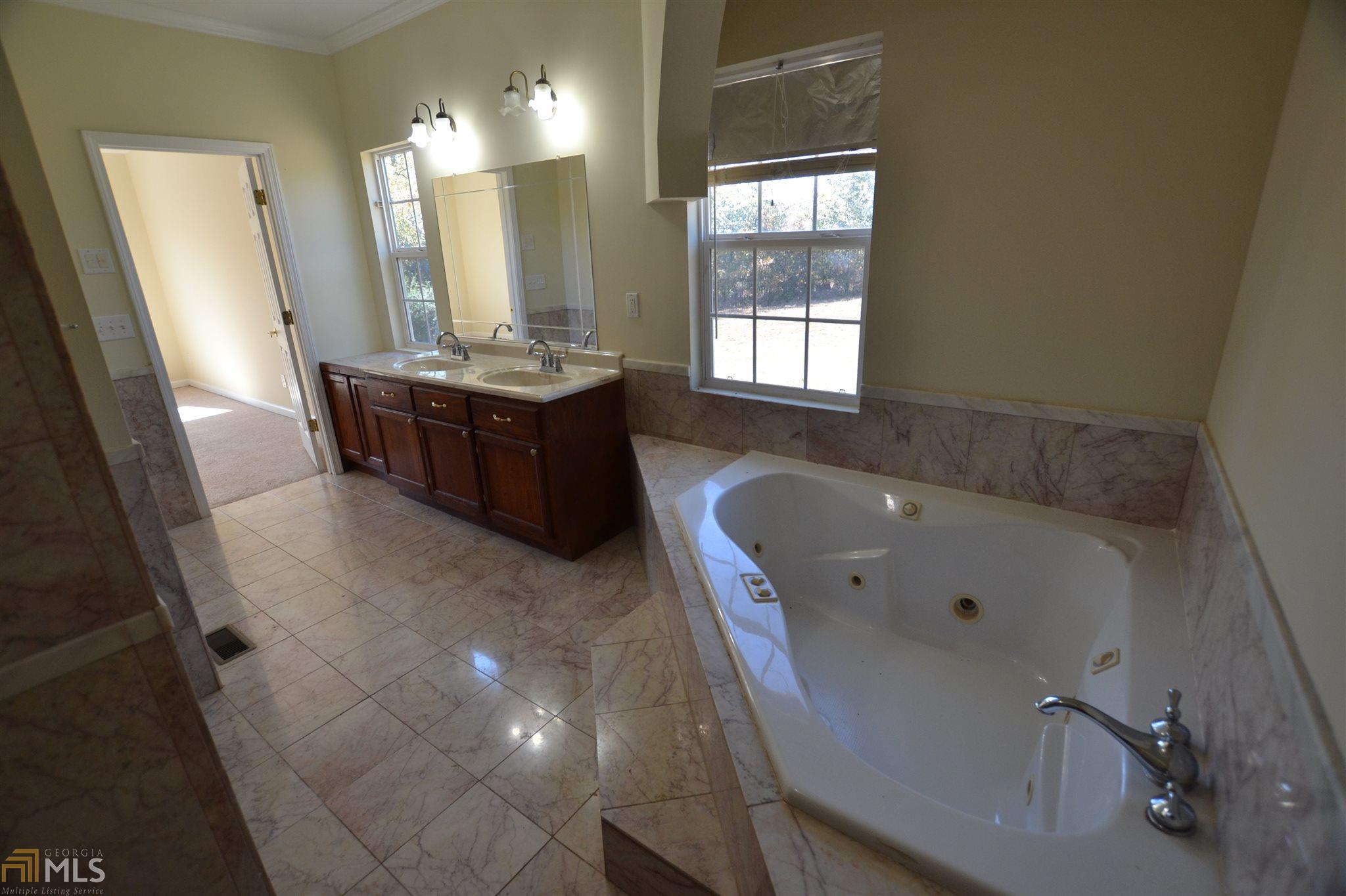 256 Ayers, Mount Airy, GA 30563 photo 14