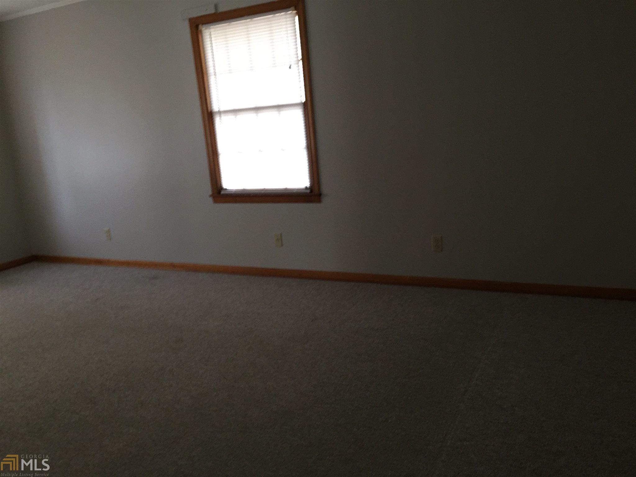 1396 Skyline Dr, Toccoa, GA 30577 photo 9