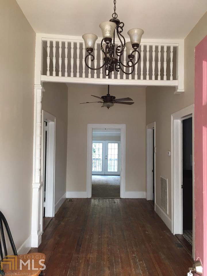 294 W Doyle St, Toccoa, GA 30577 photo 8