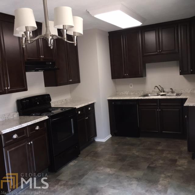 3121 Robert Hayes, Lagrange, GA 30240 photo 2
