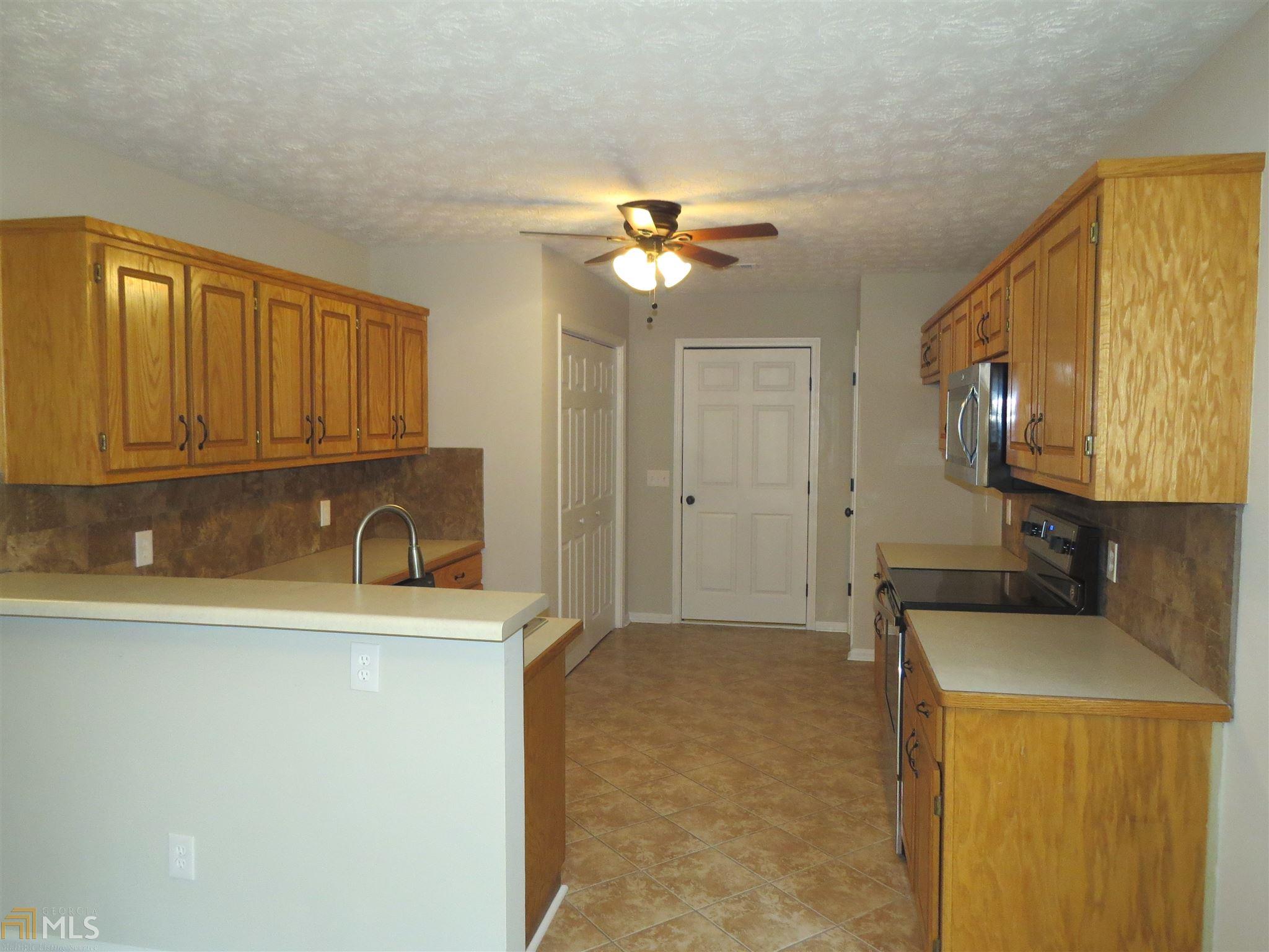 1974 Atha Woods Dr, Monroe, GA 30655 photo 5