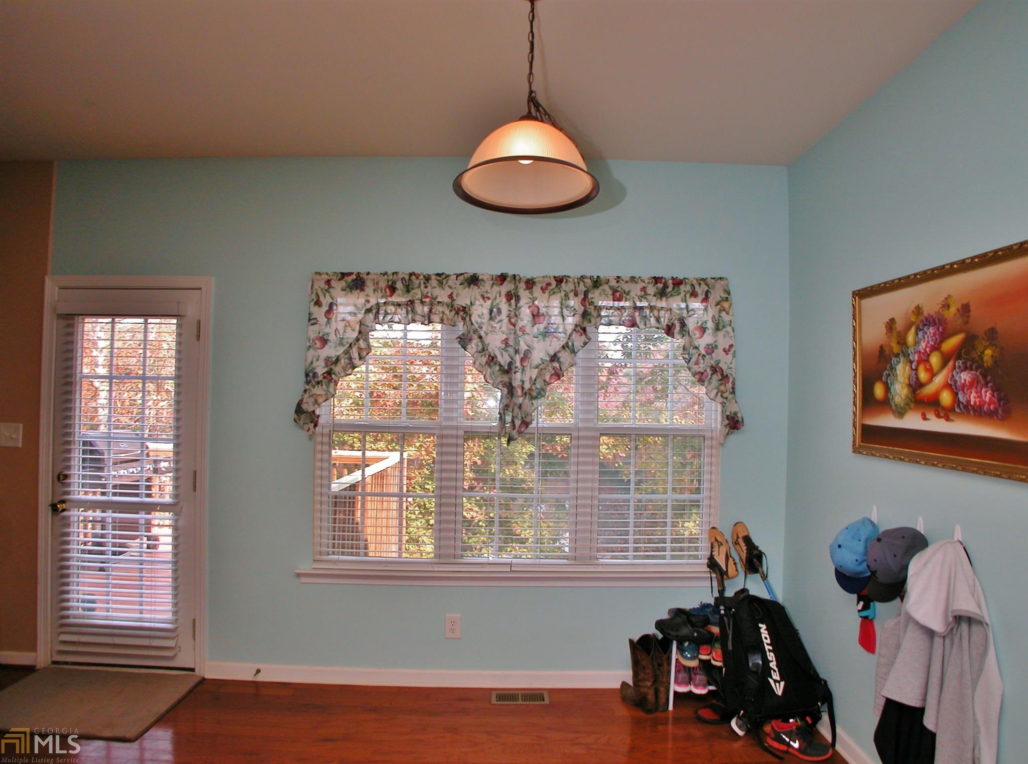 458 Bishop Ct, Commerce, GA 30529 photo 9