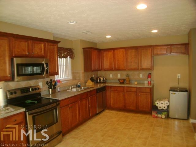 190 River Crest Ln, Covington, GA 30016 photo 8