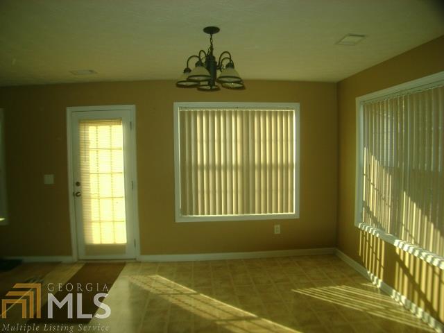 190 River Crest Ln, Covington, GA 30016 photo 9