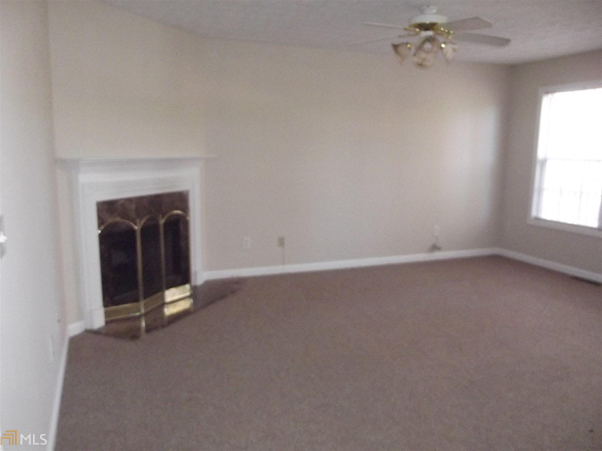 165 Fieldstone Ln, Covington, GA 30016 photo 6