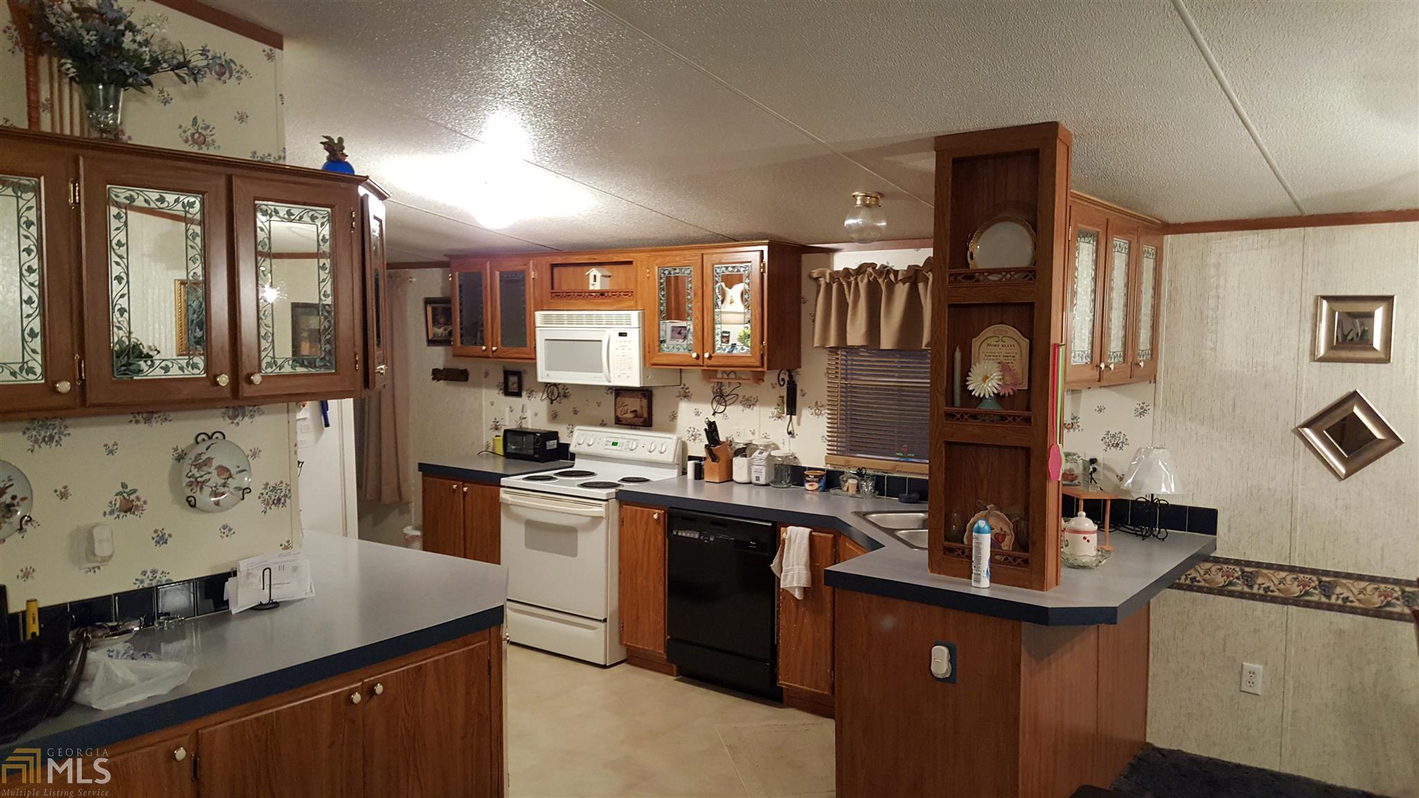 1908 Hunters Creek Rd, Toccoa, GA 30577 photo 3