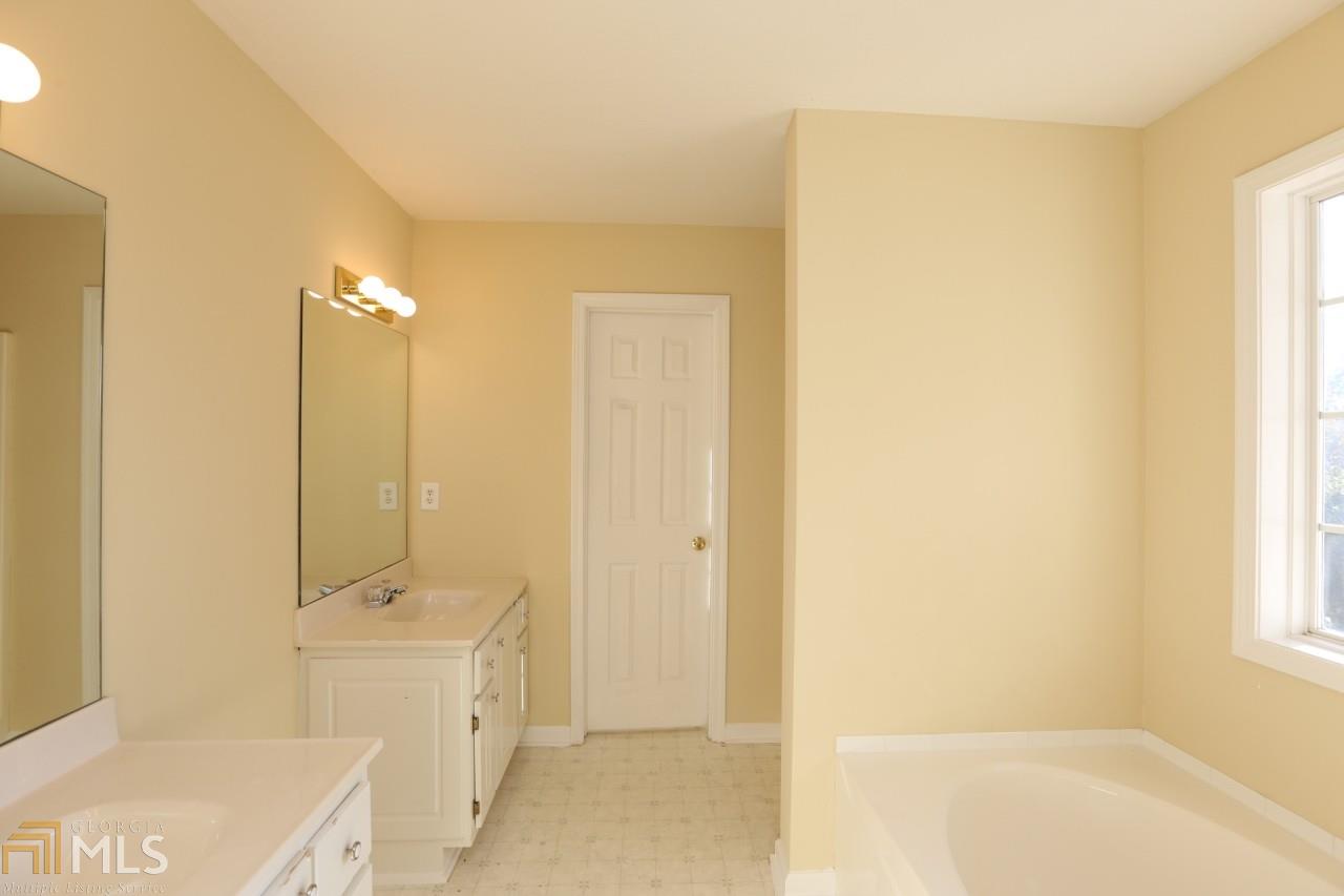 100 Kevins Dr, Hampton, GA 30228 photo 22