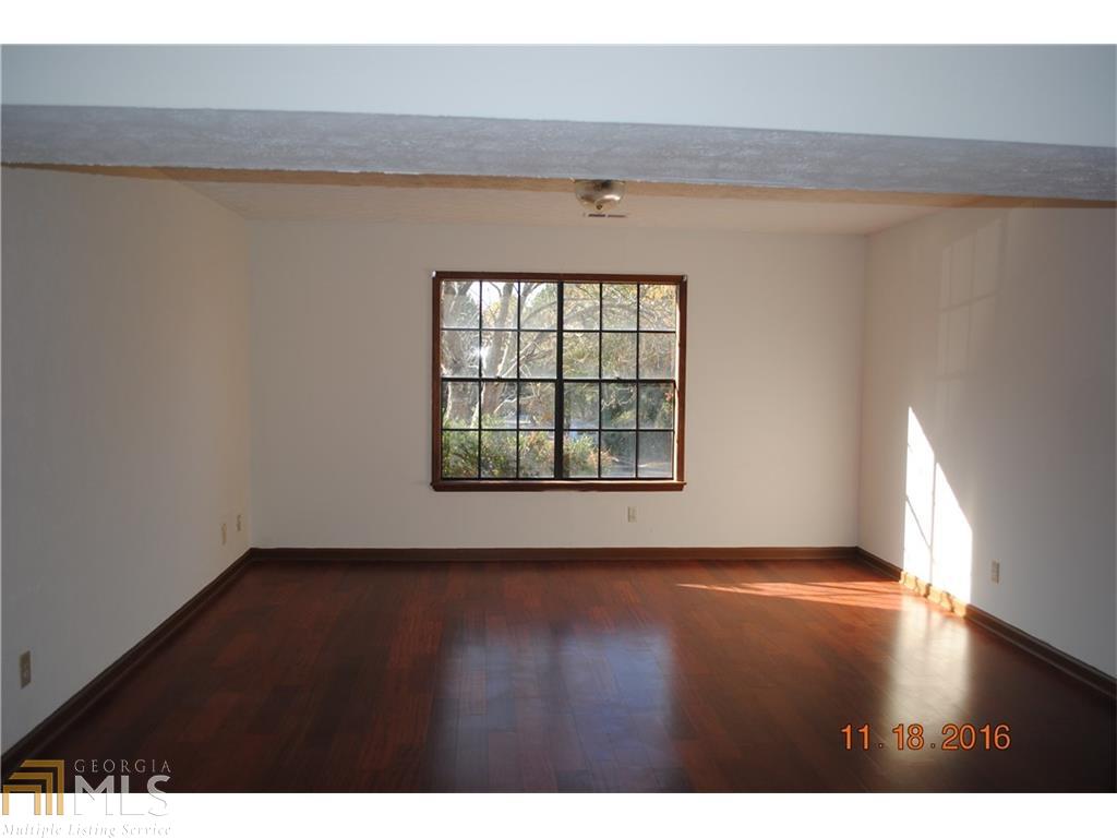 4031 Sugar Mill Dr, Duluth, GA 30096 photo 9