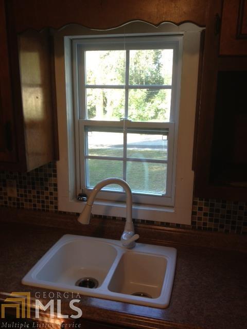 600 Cherry St, Thomaston, GA 30286 photo 9