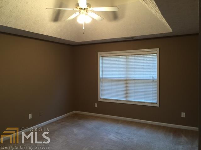 370 Trelawney Cir, Covington, GA 30016 photo 6