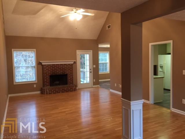 370 Trelawney Cir, Covington, GA 30016 photo 2