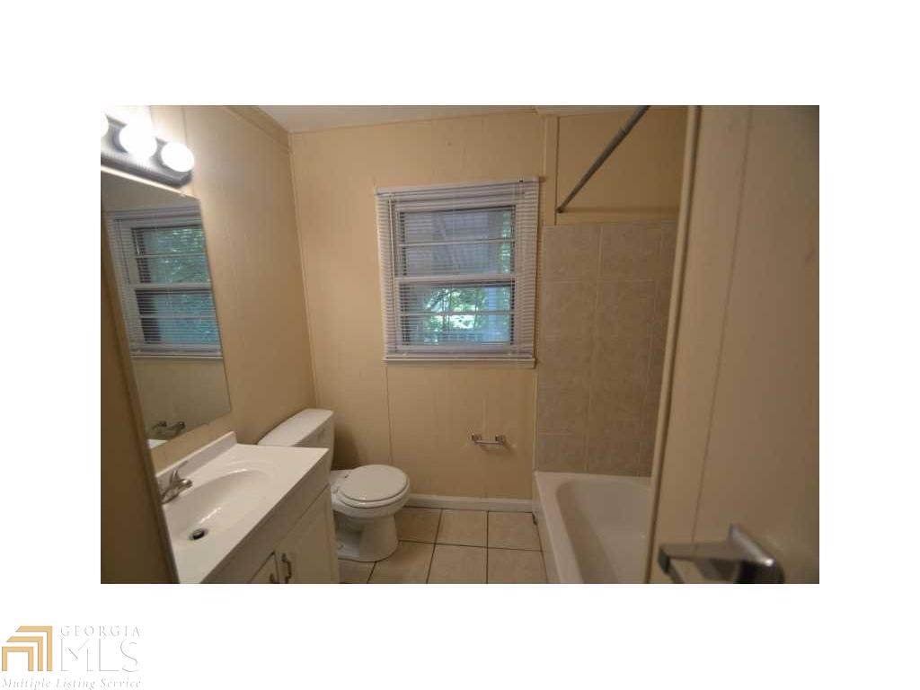 4084 Tara, Forest Park, GA 30297 photo 4