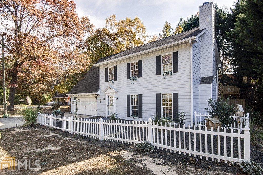 568 Taylor Rd, Suwanee, GA 30024 photo 1