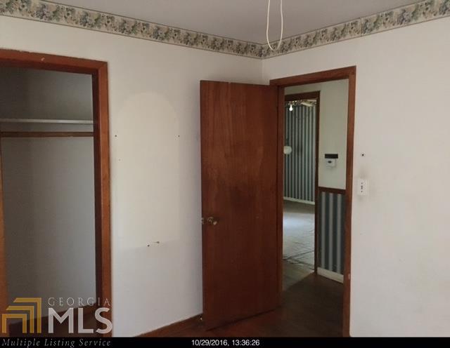 4725 Ruby Ln, Forest Park, GA 30297 photo 6