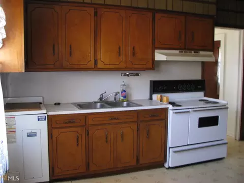 1209 E 3rd Ave, Lanett, AL 36863 photo 9