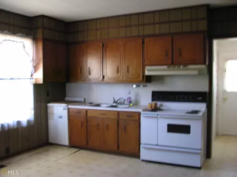 1209 E 3rd Ave, Lanett, AL 36863 photo 8