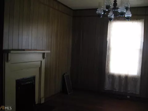 1209 E 3rd Ave, Lanett, AL 36863 photo 4